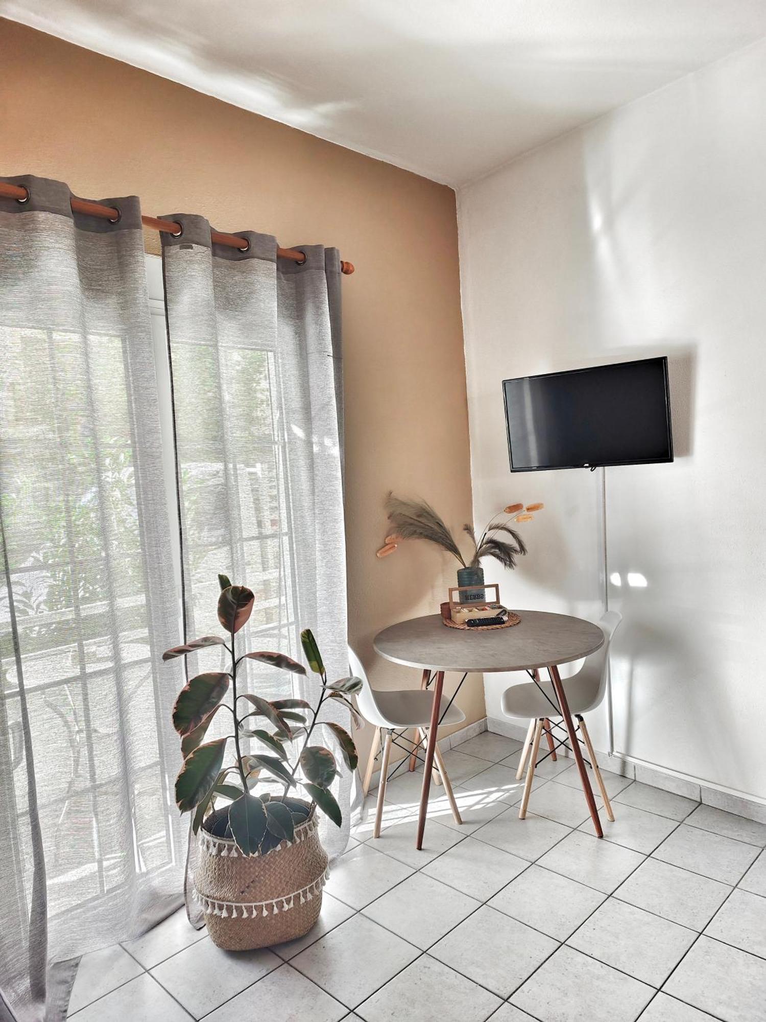 Home Volos Exterior photo